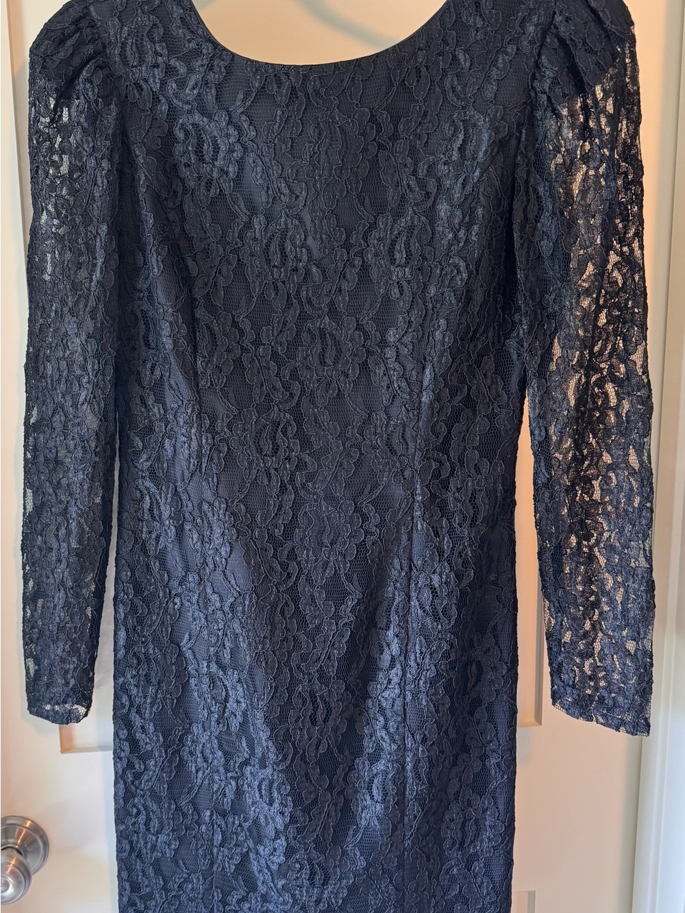 Black Lace Long-Sleeve Sheath Dress